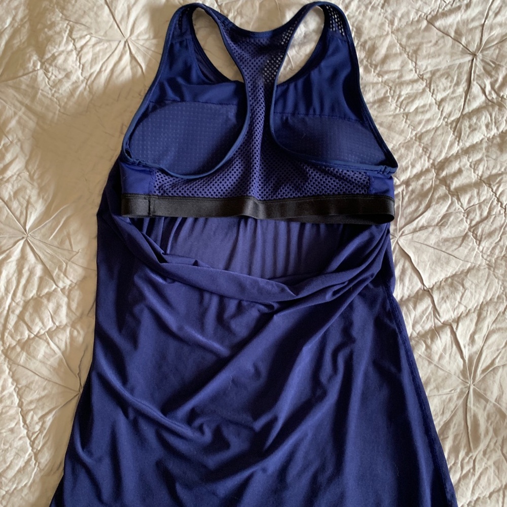 Lululemon top